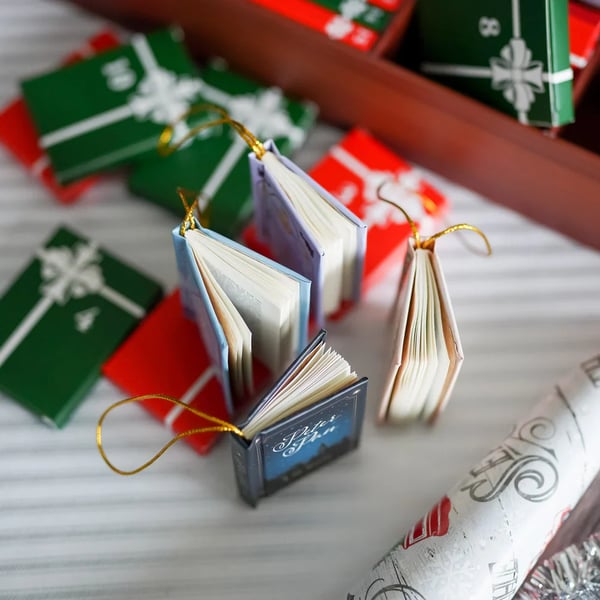 🎁Mini Book Ornament Advent
